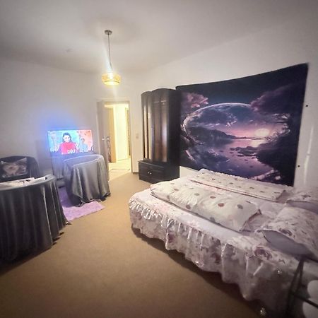 Ferienzimmer Healing Und Montuerwohnung ไวเซนเฟลส์ ภายนอก รูปภาพ
