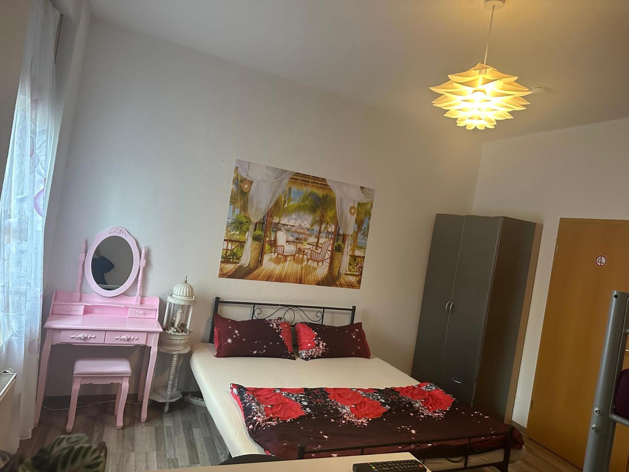 Ferienzimmer Healing Und Montuerwohnung ไวเซนเฟลส์ ภายนอก รูปภาพ